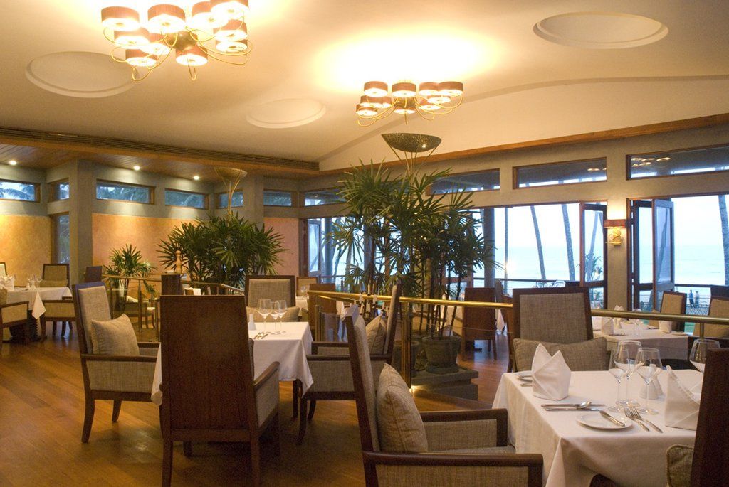 Serene Pavilions Wadduwa Restoran fotoğraf